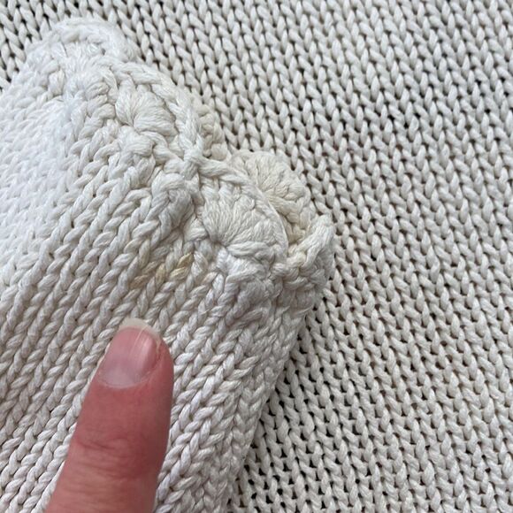 Vintage Jennifer Reed Hand Knit Embroidered Floral Winter Sweater Medium - Picture 13 of 16